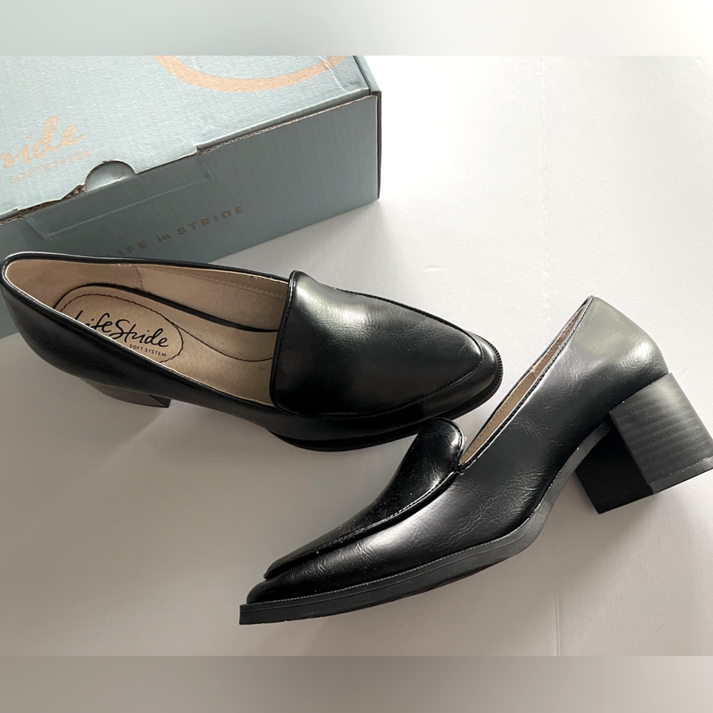SOLD Life Stride Soft System Black Chunk Heel Pump Shoes Women’s Size 6.5 M